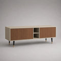 Meuble TV bas 180 x 40 x 55 cm en MDF effet chêne avec portes rainurées et niche ouverte forme rectangulaire